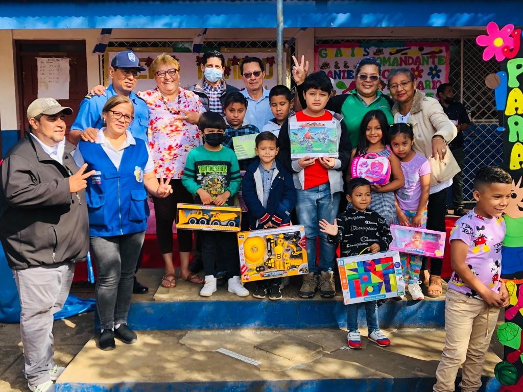 Gobierno Sandinista entrega juguetes a niños de Educación Inicial en Carazo