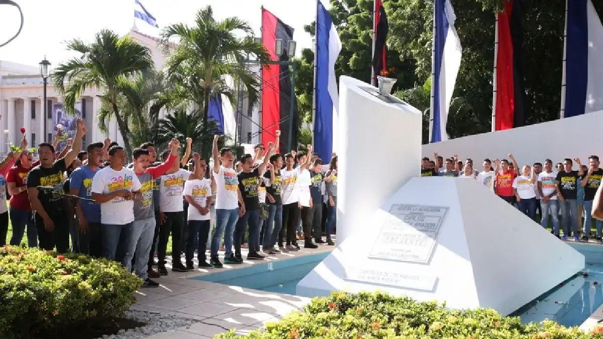 Nicaragua conmemora el 47 aniversario del tránsito a la inmortalidad del Comandante Carlos Fonseca Amador