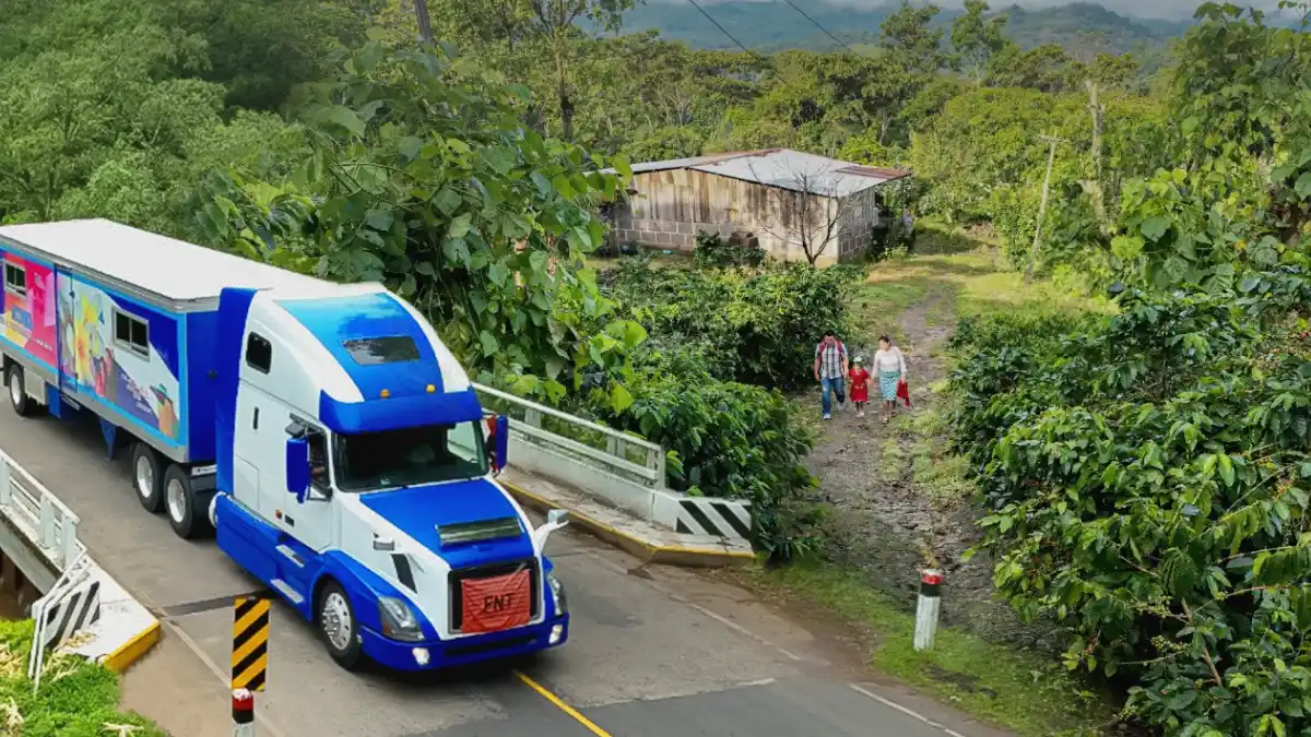 Camiones incautados se convierten en centros médicos móviles en Nicaragua