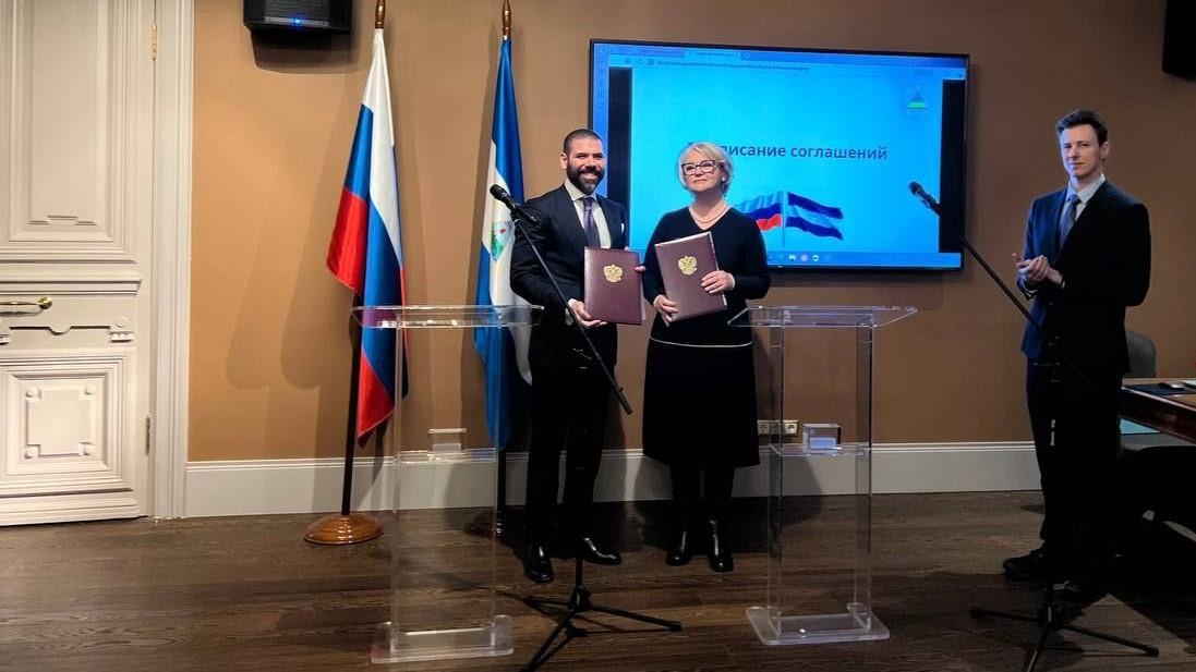 Nicaragua y Rusia firman acuerdos culturales