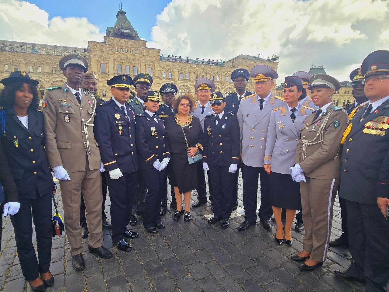 Graduación de oficiales nicaragüenses en Rusia