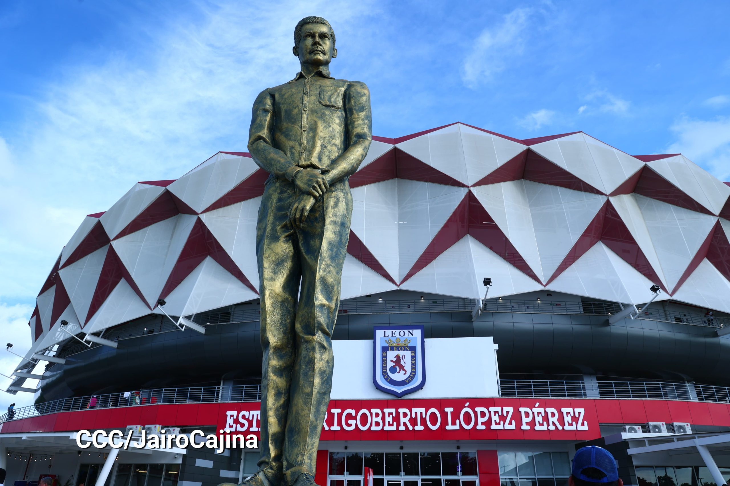 Inauguración del Estadio de Béisbol Rigoberto López Pérez en León