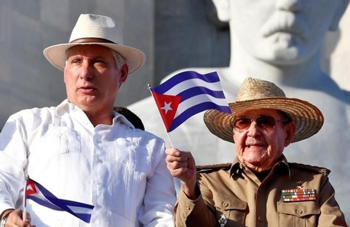 General Raúl Castro y Compañero Miguel Díaz-Canel saludan los 203 años de la Independencia de Nicaragua