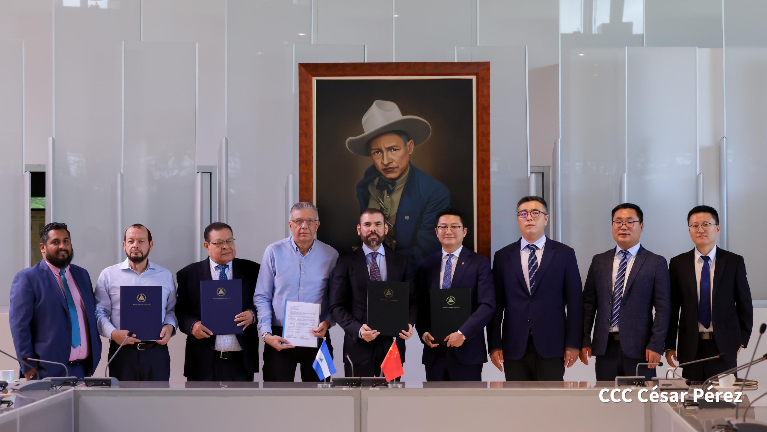 Nicaragua y China firman contratos para el Proyecto Solar ENESOLAR 3 en Masaya