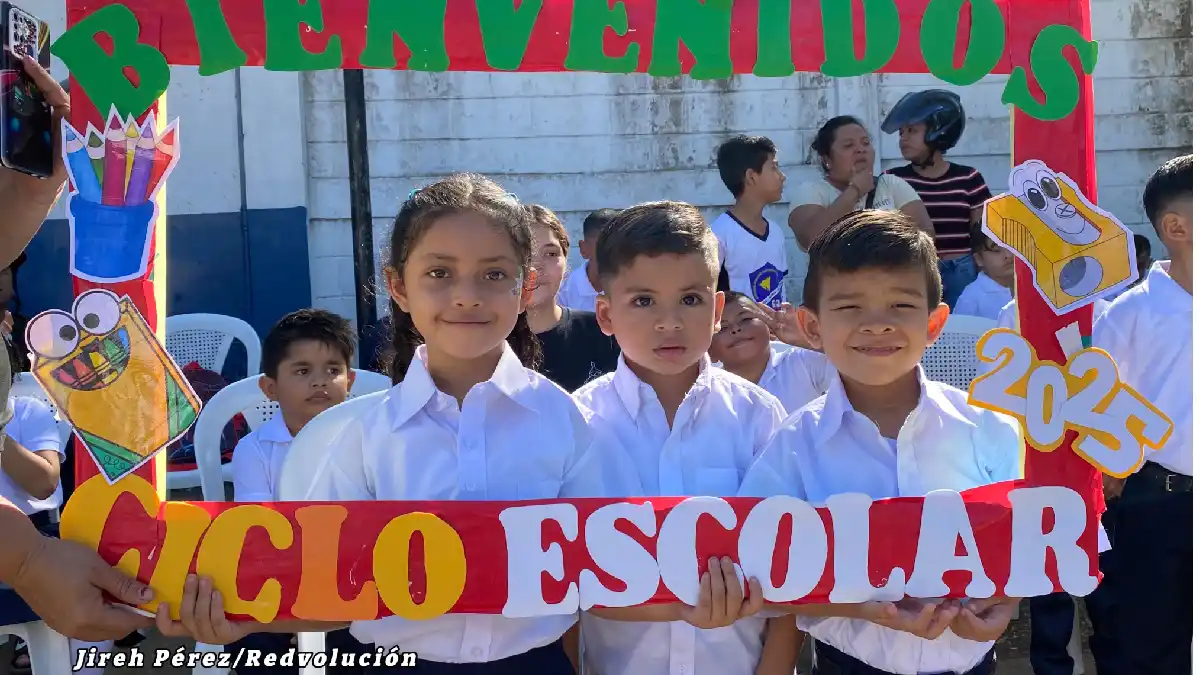 Con mucha alegria, el Colegio San Sebastian da la bienvenida al ciclo escolar 2025