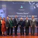 Delegación nicaragüense conmemora el 158 aniversario del natalicio de Rubén Darío en Beijing