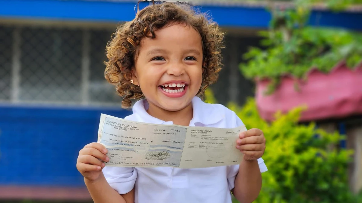 Inicia la entrega del Bono Presidencial Escolar a más de 500 mil niños y niñas