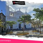 León inaugura la primera etapa de la remodelación de la Plaza de la Liberación Juan José Quezada.