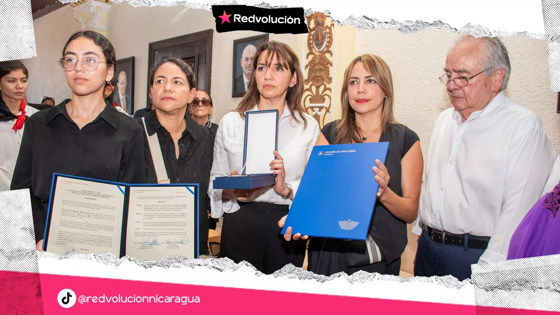 Gobierno de Nicaragua entrega Altas Distinciones Nacionales al Compañero Benjamín Barreto