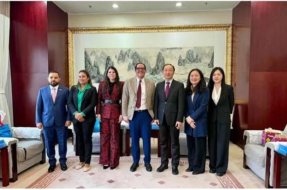 Delegación de Nicaragua sostiene encuentro con Grupo de Medios de China