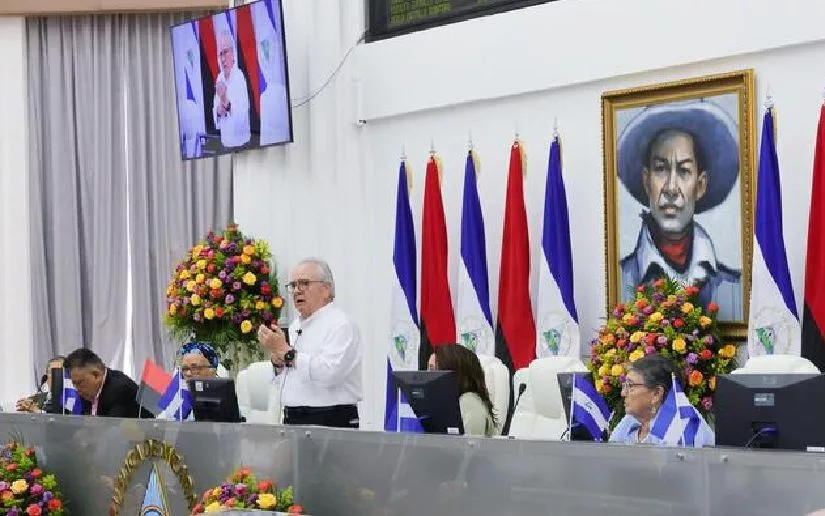 SIEMPRE MÁS ALLÁ NUESTRA VICTORIA ÉS LA PAZ