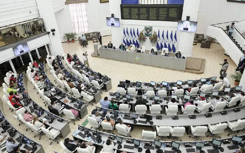 Asamblea Nacional destaca heroísmo de jóvenes en 46 aniversario de la Cruzada de Alfabetización