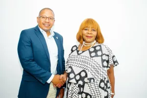 Misión de Nicaragua en Sudáfrica se reúne con Nomatemba Tambo