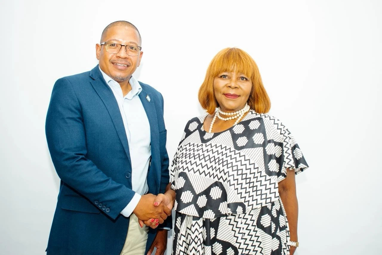 Misión de Nicaragua en Sudáfrica se reúne con Nomatemba Tambo