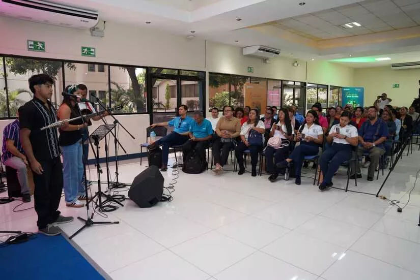 Comunidad educativa se reúne en encuentro nacional de la red de investigadores RIENIC