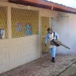 Refuerzan lucha contra el dengue con jornada antiepidémica en barrio Germán Pomares