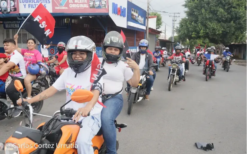 Militancia Sandinista del Distrito VI celebra con alegre diana el 47 aniversario de la Revolución