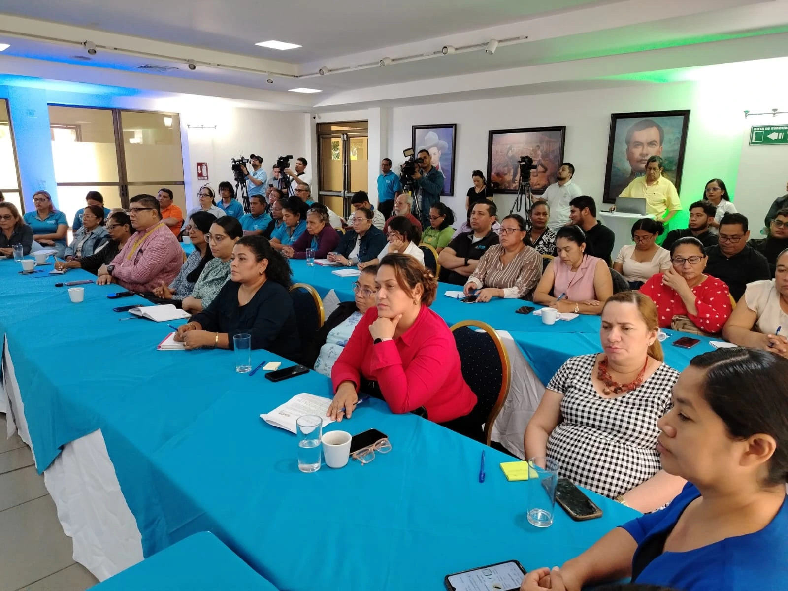 Inicia taller nacional para fortalecer la evaluación de aprendizajes en el Sistema Educativo
