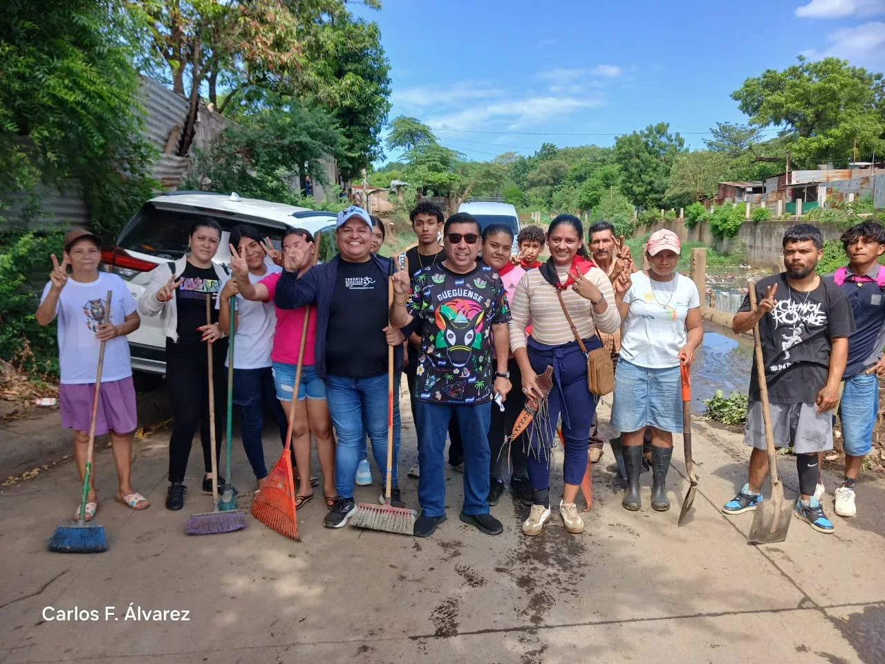 “Jugá limpio” moviliza a familias y universitarios contra la basura en Managua