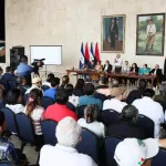 Encuentro con Artistas, Escritores, Artesanos y Promotores de la Cultura durante el Proceso de Consulta de las Reformas Constitucionales 