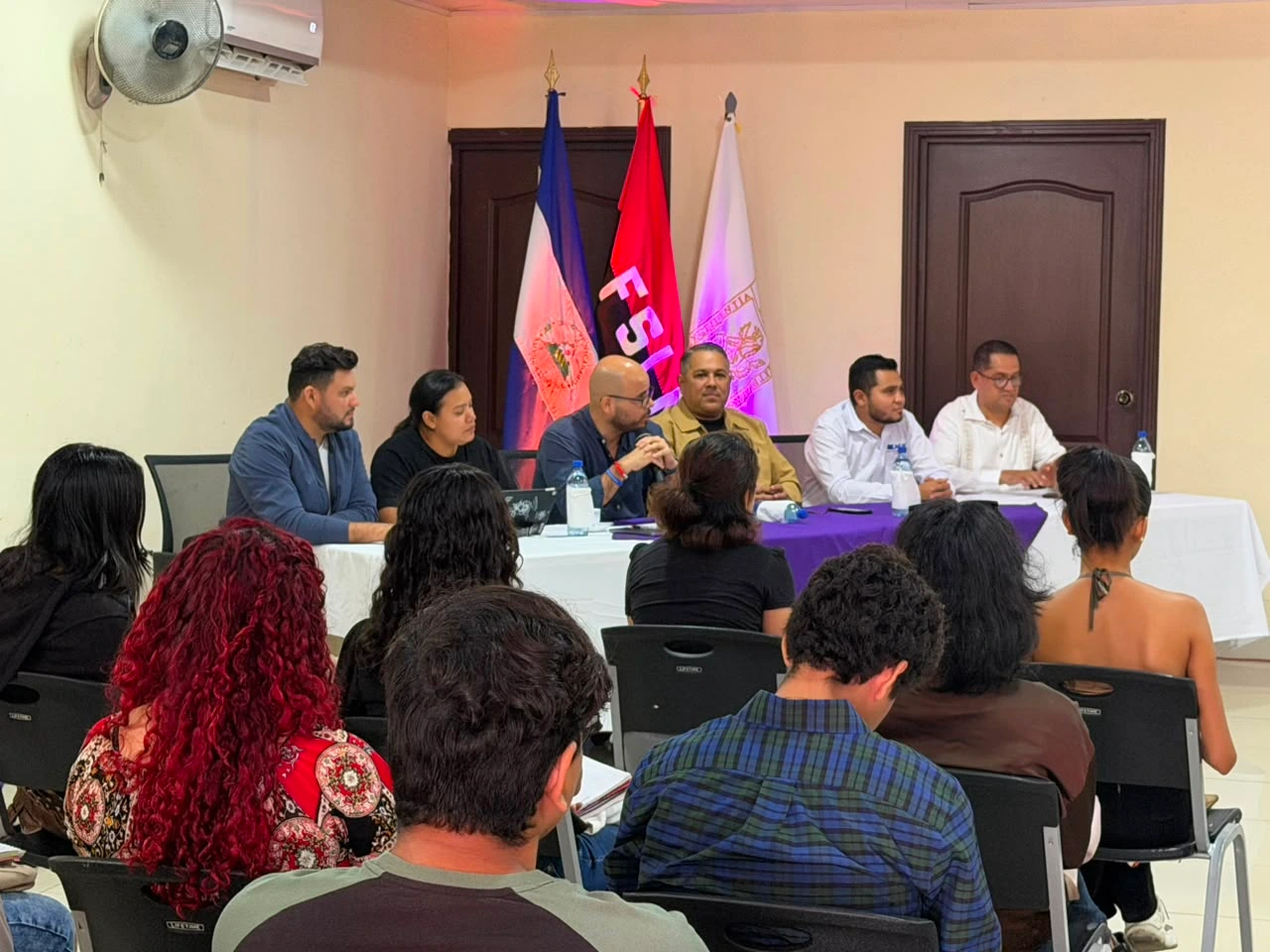 Encuentro de aprendizaje sobre Comunicación e Inteligencia Artificial
