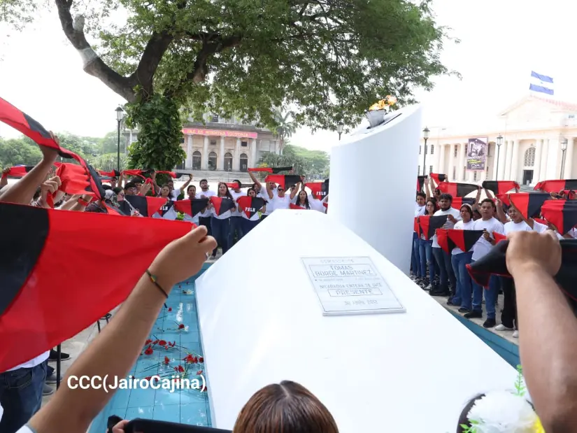 Juventud Sandinista rinde homenaje al Comandante Tomás Borge en el 96 aniversario de su natalicio