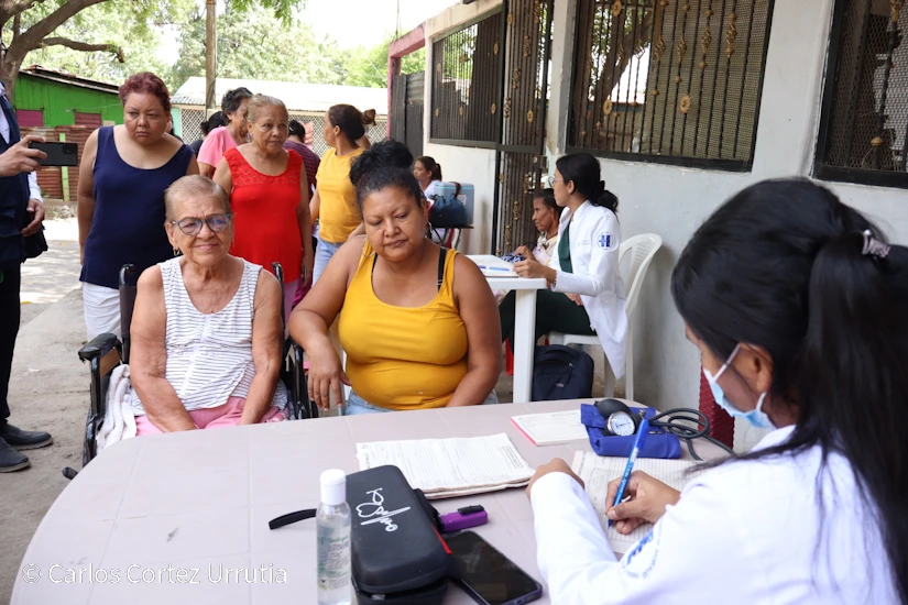 MINSA acerca atención médica especializada a familias del barrio Edgar Munguía