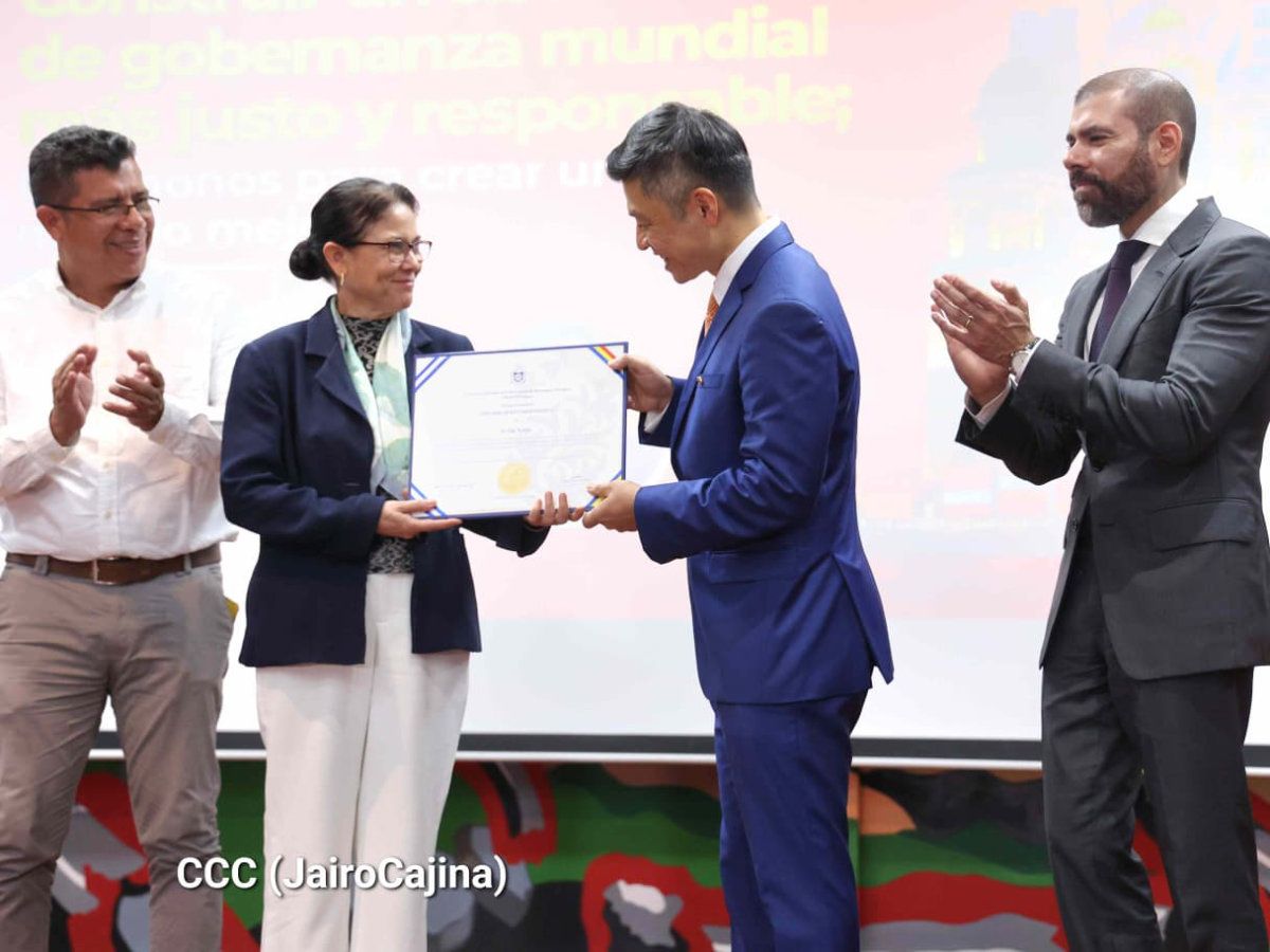 Desde la UNAN-Managua, China Comparte su Visión sobre una Gobernanza Mundial Más Justa