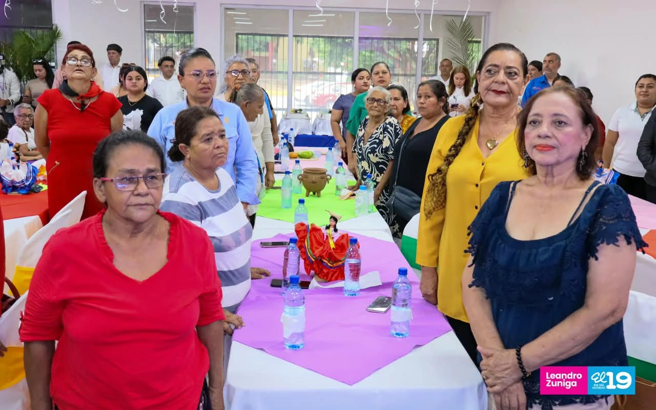 Alcaldía de Managua reconoce la entrega y vocación de mujeres parteras